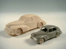 DINKY TOYS & DIVERS (2)