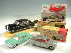 DINKY TOYS (GB) (4)