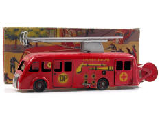 C.I.J. (FRANCE) (1)