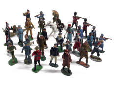 FIGURINES DIVERSES (30)