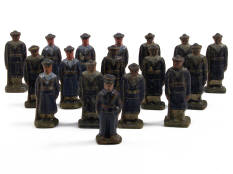 FIGURINES DIVERSES (17)