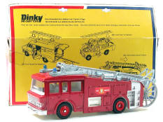 DINKY TOYS GB (1)