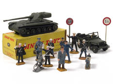 DINKY TOYS (FRANCE) (2)
