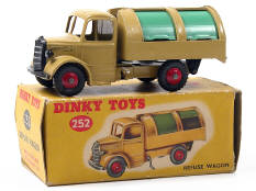 DINKY TOYS GB (1)