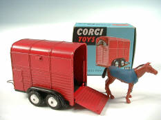 CORGI TOYS (1)