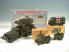DINKY TOYS (FRANCE) (4)