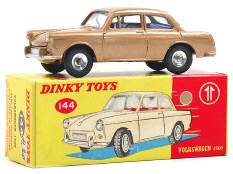 DINKY TOYS GB (1)
