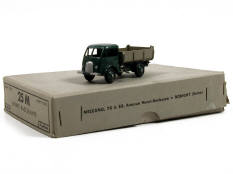 DINKY TOYS (FRANCE) (2)