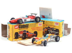 CORGI TOYS (GB) (2)