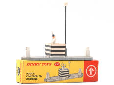 DINKY TOYS GB (1)