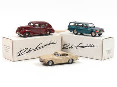 ROBEDDIE MODELS (GB) (3)