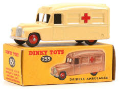 DINKY TOYS GB (1)