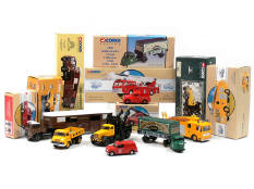 CORGI TOYS (GB) (8)