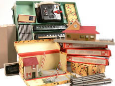 LA MAISON DES TRAINS (FRANCE) (1)