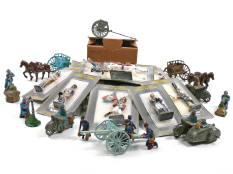 FIGURINES DIVERSES (32)