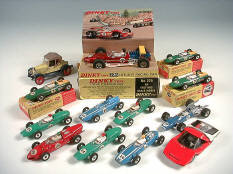 DINKY TOYS DIVERS (13)