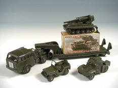 DINKY TOYS (FRANCE) (4)