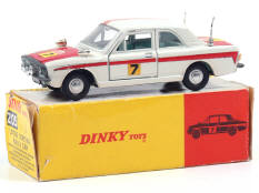 DINKY TOYS GB (1)