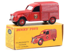 DINKY TOYS FRANCE (1)
