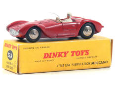 DINKY TOYS FRANCE (1)