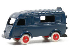 C.I.J. (FRANCE) (1)