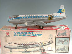 TOMY (JAPAN) (1)