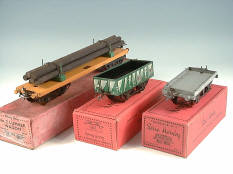 HORNBY 'O' DIVERS (3)