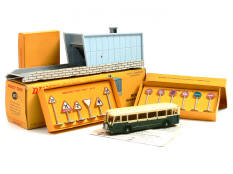 DINKY TOYS (FRANCE) (4)