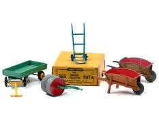 DINKY TOYS (GB) (5)