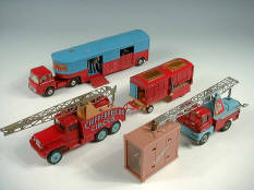 CORGI TOYS (GB) (4)