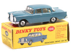 DINKY TOYS GB (1)