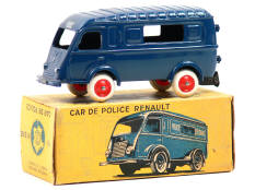 C.I.J. (FRANCE) (1)