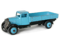 DINKY TOYS GB (1)