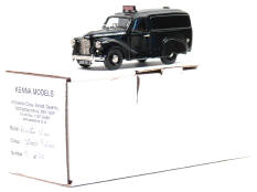 KENNA MODELS (GB) (1)