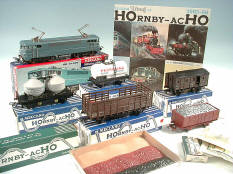 HORNBY 'HO' & JOUEF 'HO' (8)