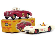 DINKY TOYS (GB) (2)