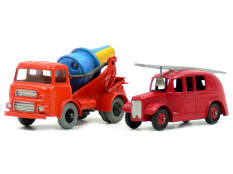 DINKY TOYS (GB) (2)