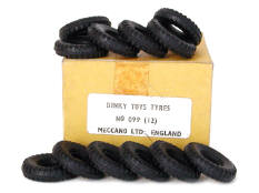 DINKY TOYS GB (1)