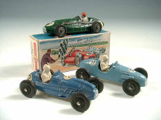 CRESCENT TOY (3)