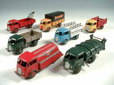 DINKY TOYS (FRANCE) (7)