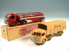 DINKY TOYS (FRANCE) (2)