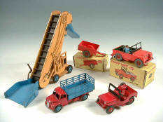 DINKY TOYS (GB) (5)