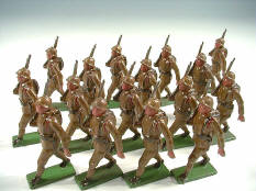 FIGURINES en plomb creux (1)