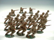 FIGURINES en plomb creux (1)