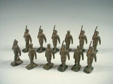 FIGURINES DIVERS (1)