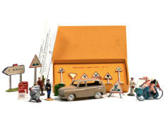 C.I.J. & DINKY TOYS (3)