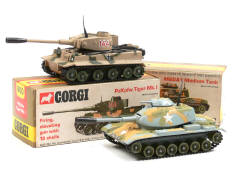 CORGI TOYS (GB) (2)