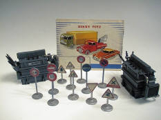 DINKY TOYS FRANCE (3)