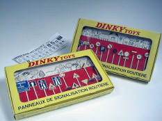 DINKY TOYS FRANCE (2)
