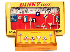 DINKY TOYS (FRANCE) (2)
